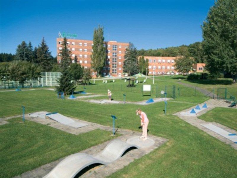 Отель Agricola Sport & Wellness Centre Марианске-Лазне Экстерьер фото